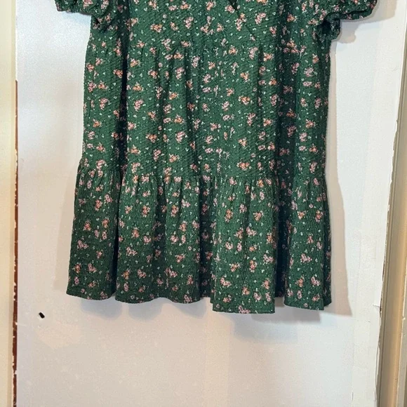 ASOS Design Curve Textured Faux Wrap Mini Dress With Peplum - Picture 6 of 14